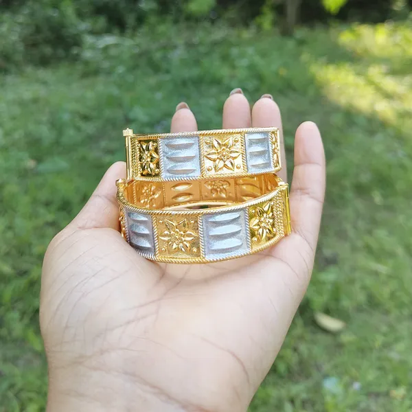 Bggold_Assamese_Traditional_Copper_Based_Muthi_Kharu/_Bangle_Set