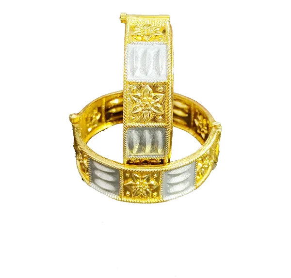 Bggold_Assamese_Traditional_Copper_Based_Muthi_Kharu/_Bangle_Set