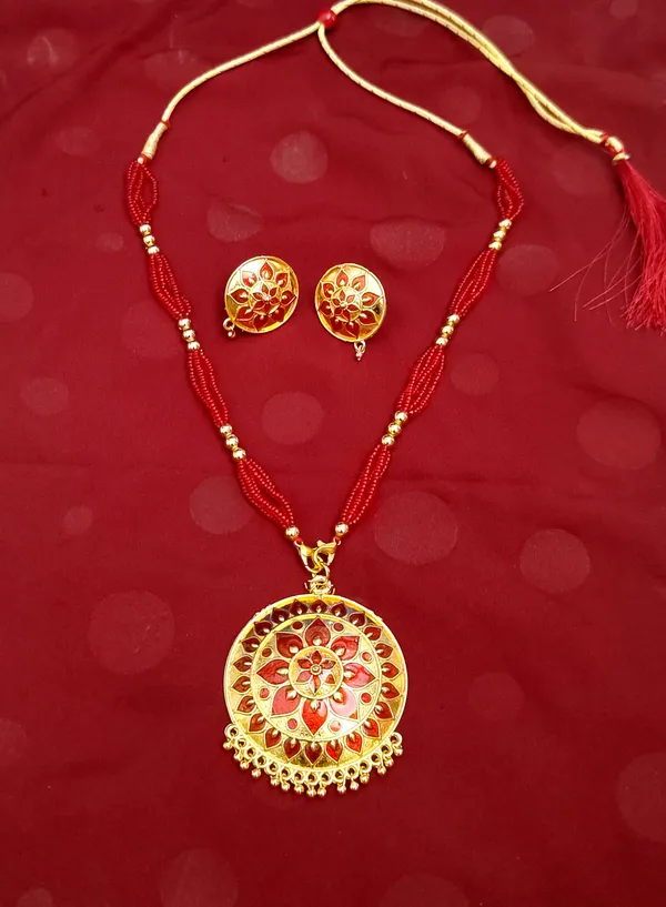Assamese_Traditional_Red_Meenakari_Japi_Jewellery_Set