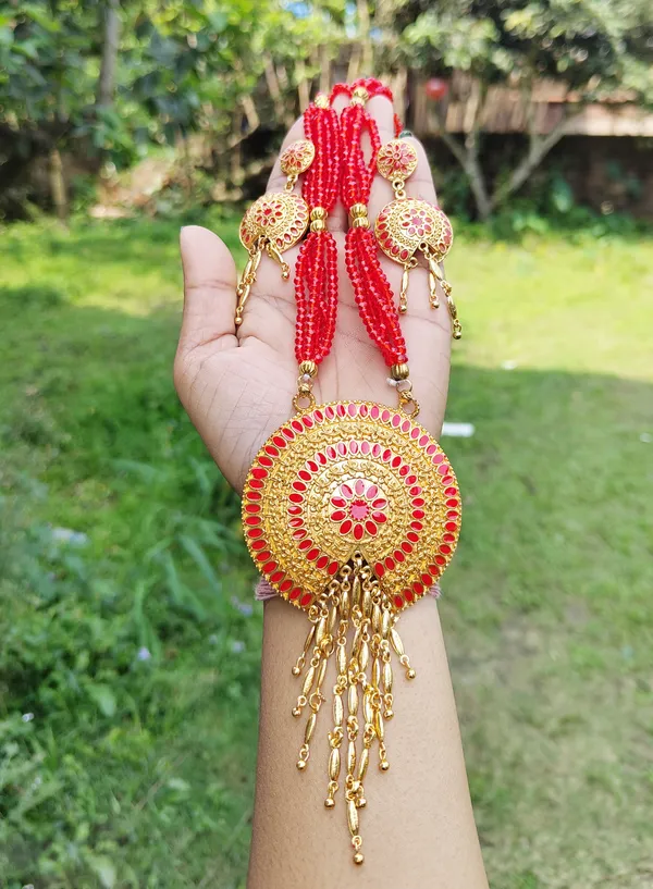 Copper_Based_Assamese_Traditional_Gold_Plated_Red_Meenakari_Japi_Tassel_Jewellery_Set_For_Women_&_Girls