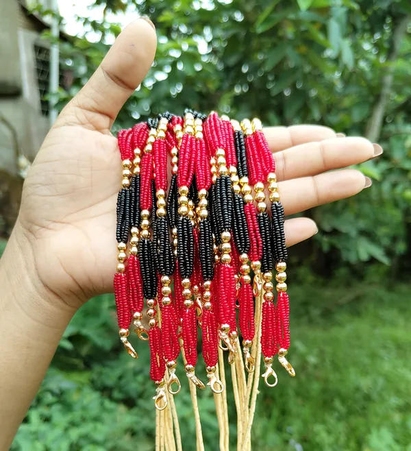 Assamese_Traditional_Red_Black_Tassel_/_Dori_12