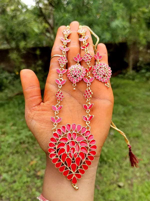 Assamese_Traditional_Gold_Plated_Red_Meenakari_Dugdugi_Chian_Jewellery_Set_For_Women_&_Girls