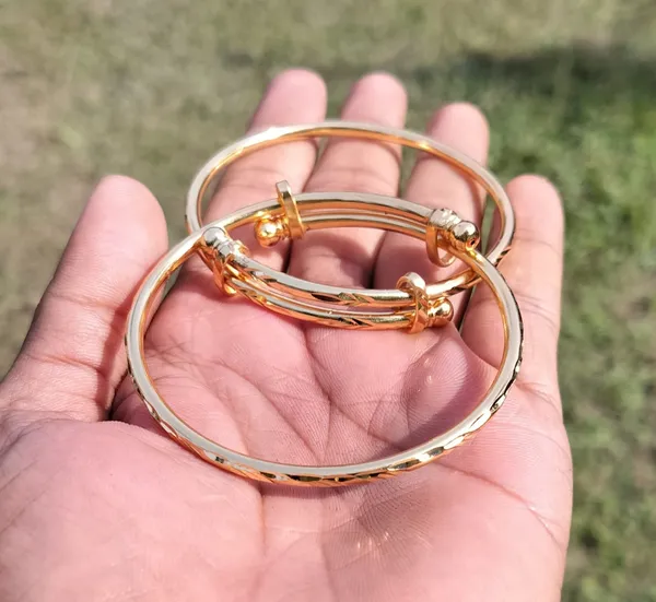 Pack_of_2_Micro_Gold_Plated_Traditional_Pipe_Bangle_Set