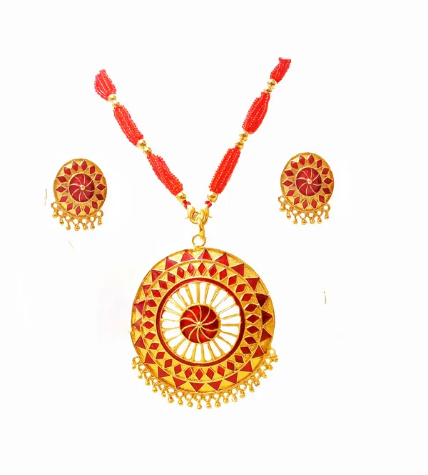 Assamese_Traditional_Gold_Plated_Red_Meenakari_Japi_Tassel_Jewellery_Set_For_Women_&_Girls