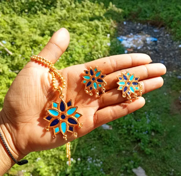 Assamese__traditional_blue__meenakari_chain__jewellery__set_for_women
