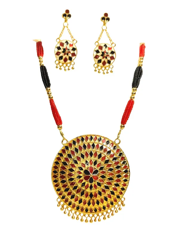 Assamese_Traditional_Gold_Plated_Double_Naka_Red_Black_Meenakari_Japi_Tassel_Jewellery_Set_For_Women_&_Girls