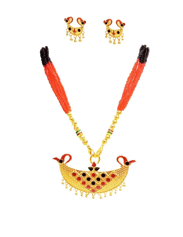 Assamese_Traditional_Gold_Plated_Red_Black_Junbiri_Tassel_Jewellery_Set_For_Women