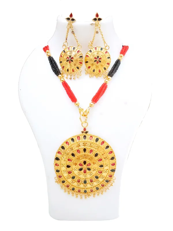 Assamese_Traditional_Gold_Plated_Red_Black_Japi_Tassel_Jewellery_Set_For_Women