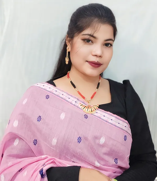 Assamese_Traditional_Gold_Plated_Red_Black_Coloru_Junbiri_Tassel_Jewellery_Set_For_Girls_&_Women