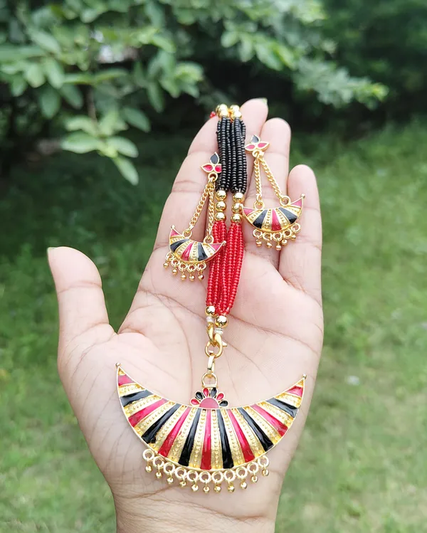 Assamese_Traditional_Gold_Plated_Red_Black_Coloru_Junbiri_Tassel_Jewellery_Set_For_Girls_&_Women