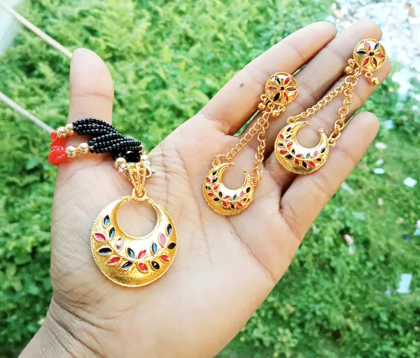 Assamese_Traditional_Gold_Plated_Red_Black_Meenakari_Pendant_Tassel_Set_For_Women_&_Girls