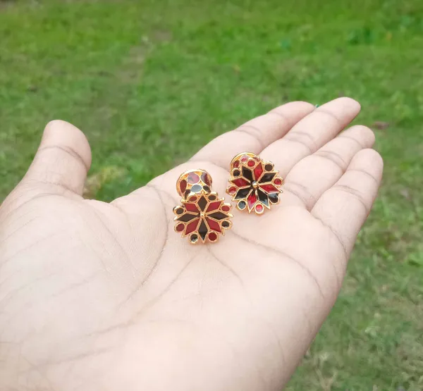 Assamese_Traditional_Red_Black_Thuriya_Earring_Set