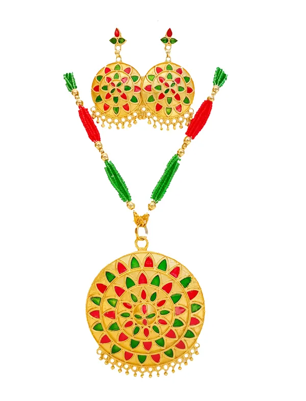 Assamese_Traditional_Gold_Plated_Red_Green_Meenakari_Japi_Tassel_Jewellery_Set_For_Women