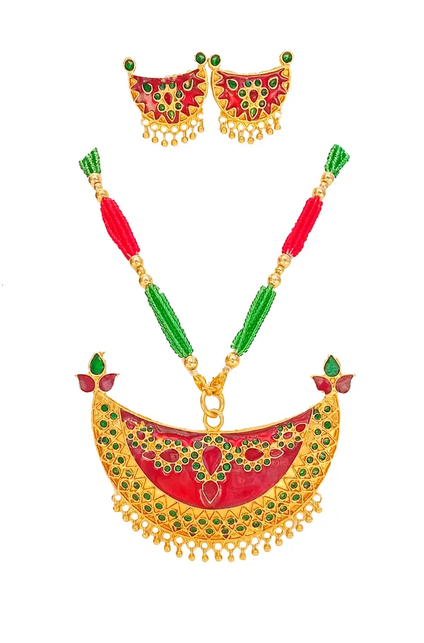 Assamese_Traditional_Gold_Plated_Red_Green_Meenakari_Junbiri_Tassel_Jewellery_Set_For_Women