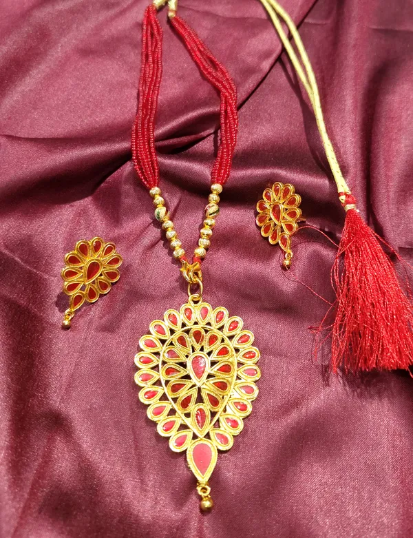 Assamese_Traditional_Gold_Plated_Red_Meenakari_Dugdugi_Tassel_Jewellery_Set_For_Girls_&_Women
