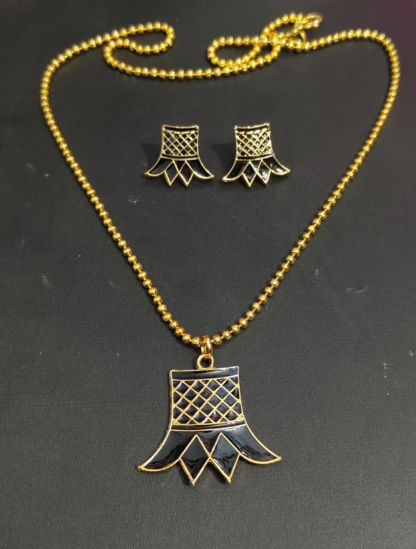 Assamese_Traditional_Black_Meenakari_Thuriya_Jewellery_Set
