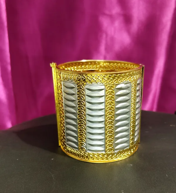 BGGOLD_COPPER_BASED_Assamese_traditional__muthi_kharu_/_bangle