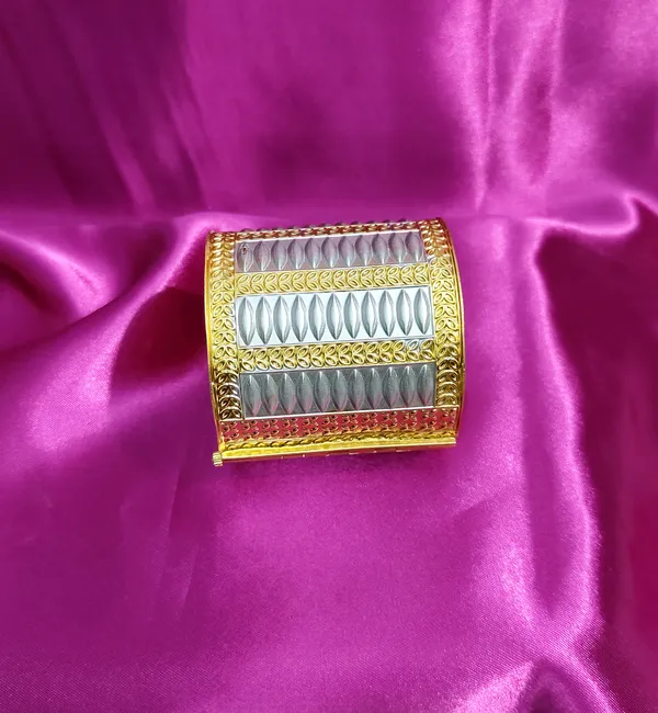 BGGOLD_COPPER_BASED_Assamese_traditional__muthi_kharu_/_bangle
