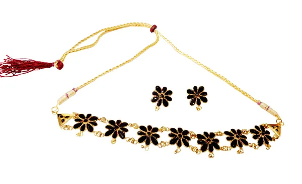 Assamese_Traditional_Gold_Plated_Black_Colour_Golpata_Necklace_Set_For_Girls_&_Women