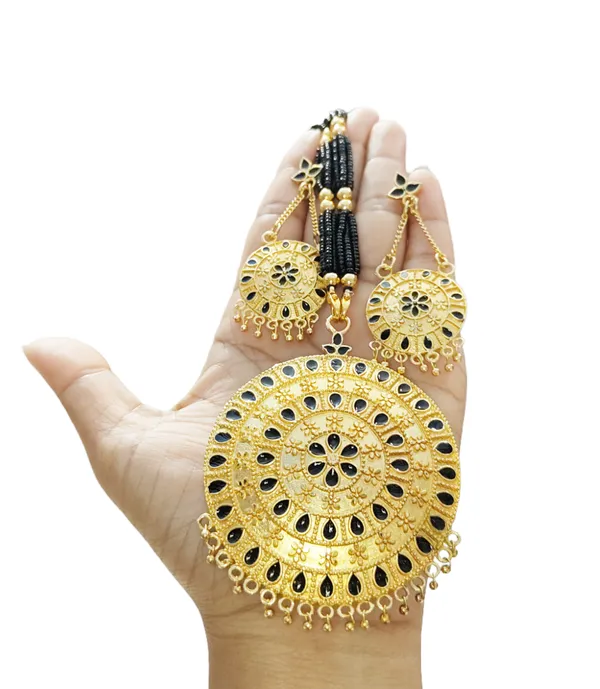 Assamese_Traditional_Black_Meenakari_Japi_Jewellery_Set