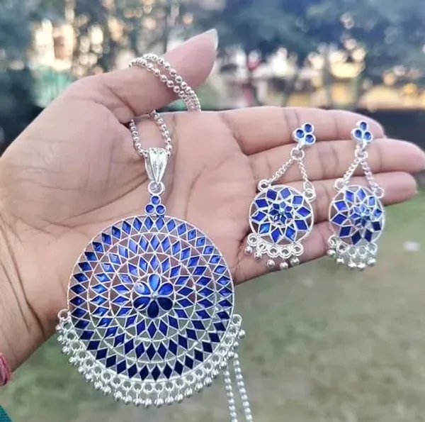 Assamese_Traditional_Silver_Plated_Blue_Meenakari_Japi_Chain_Jewellery_Set_For_Women_&_Girls