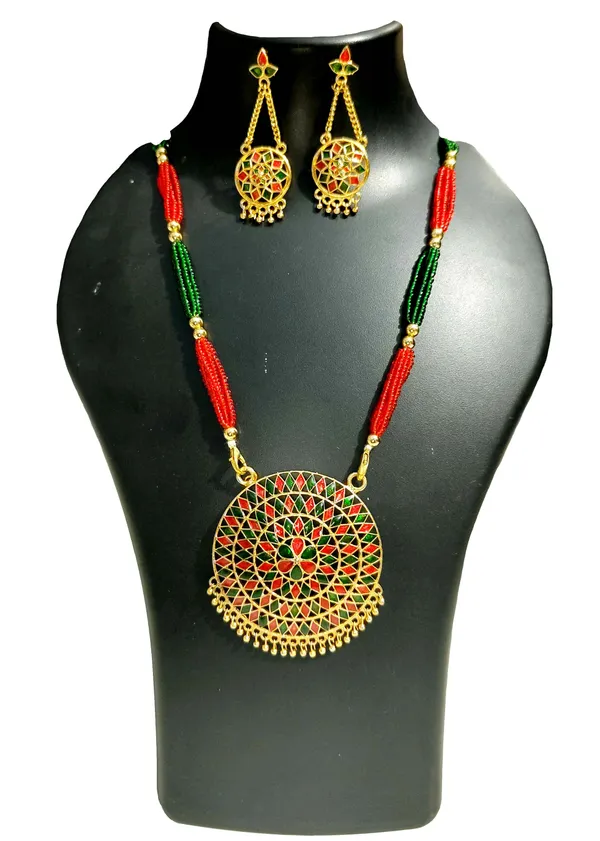Assamese_Traditional_Double_Naka_Red_Green_Meenakari_Japi_Jewellery_Set