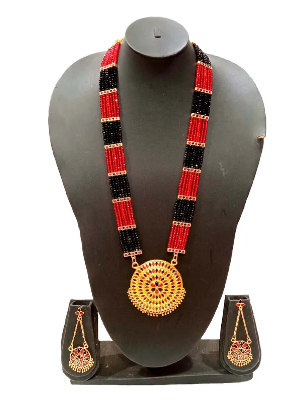 Assamese_Traditional_Gold_Plated_Red_Black_Meenakari_Japi_Tassel_Jewellery_Set_For_Women
