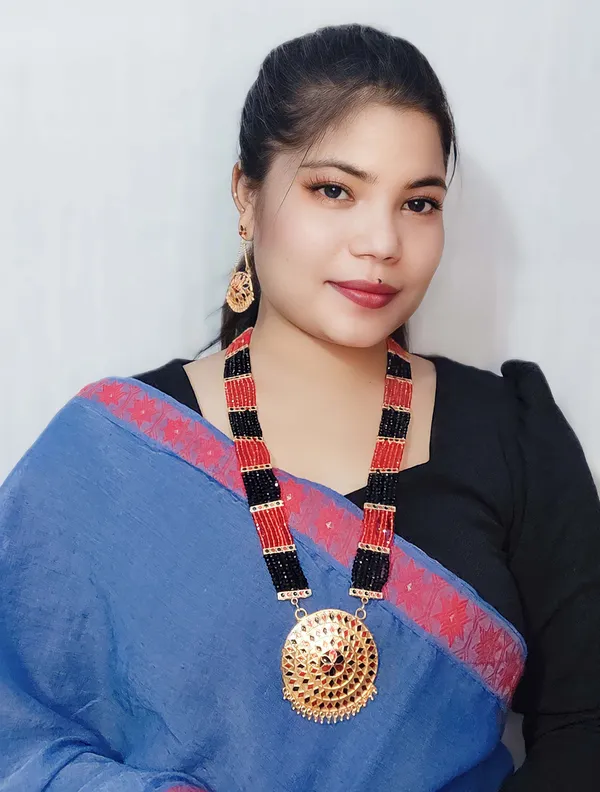Assamese_Traditional_Gold_Plated_Red_Black_Meenakari_Japi_Tassel_Jewellery_Set_For_Women