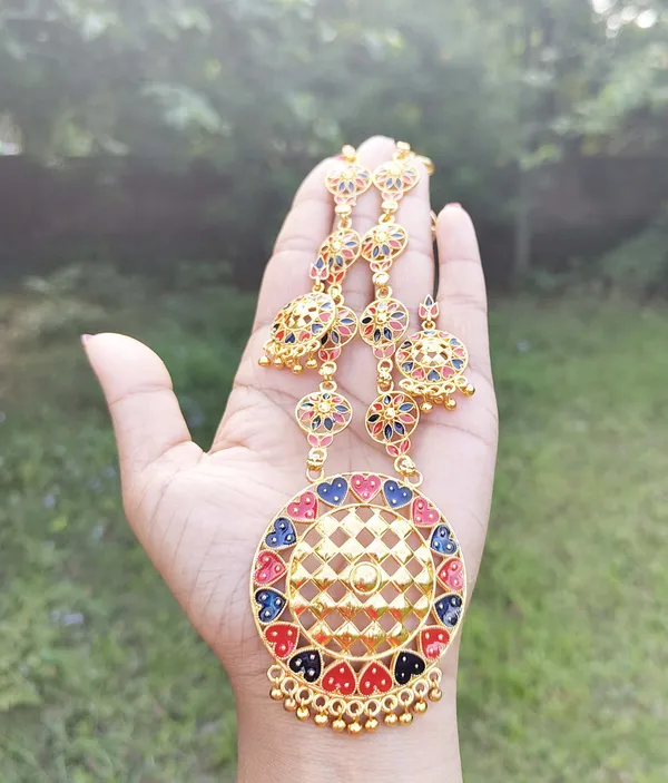 Assamese_Traditional_Gold_Plated_Red_Blue_Meenakari_Japi_Jewellery_Set_For_Women