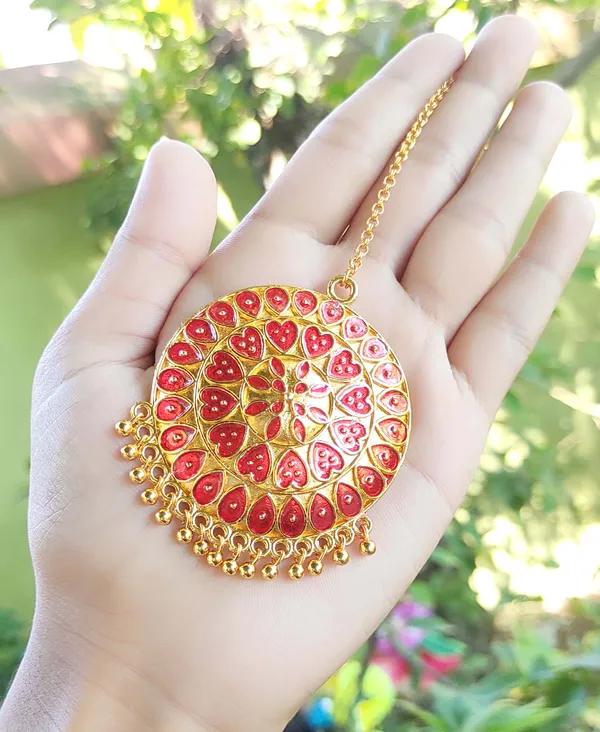 Assamese_Traditional_Gold_Plated_Red_Meenakari_Japi_Maang_Tikka_For_Women