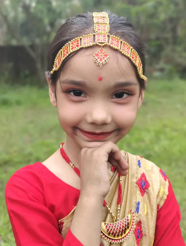 Copper_Based_Assamese_Traditional_Red_Meenakari_Maang_Tika