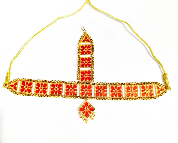 Copper_Based_Assamese_Traditional_Red_Meenakari_Maang_Tika