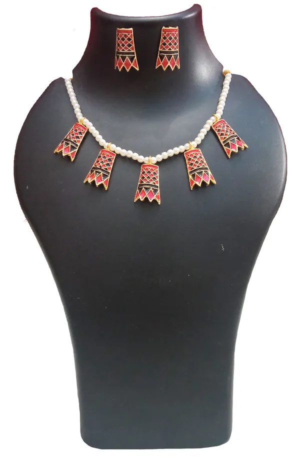 Copper_Based_Assamese_Traditional_Thuria_Design_With_White_Pearl_Golpata_Set