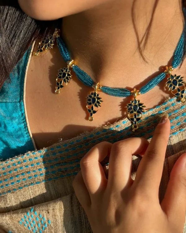 Assamese_Traditional_Gold_Plated_Blue_Colour_Jethiporta_Golpata_Choker_Necklace_For_Girls_And_Womens