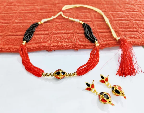 Assamese_Traditional_Gold_Plated_Red_Black_Colour_Monimalal_Tassel_Golpata_Necklace_Set_For_Women_And_Girl
