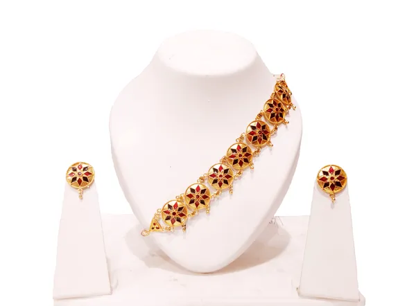 Assamese_Traditional_Red_Black_Japi_Golpata_Choker_Jewellery_Set_For_Women