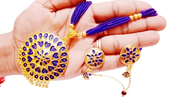 Assamese_Traditional_Blue_Meenakari_Japi_Tassel_Jewellery_Set