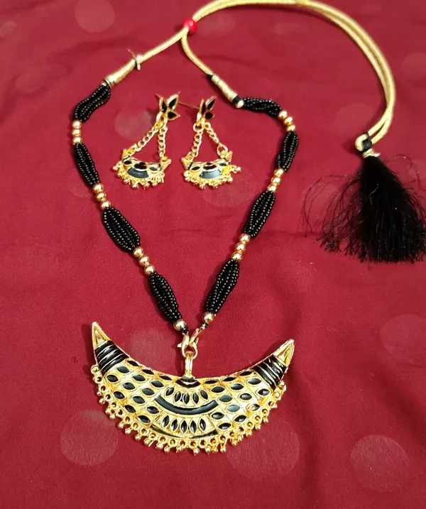 Assamese_Traditional_Black_Meenakari_Junbiri_Jewellery_Set
