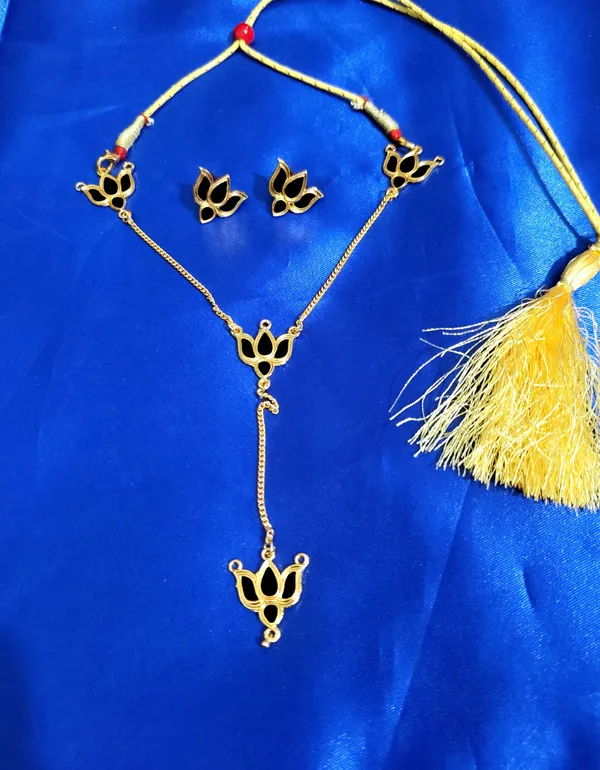 Assamese_Traditional_Gold_Plated_Black_Minakari_Lotus_Necklace_Set_For_Women_&_Girls