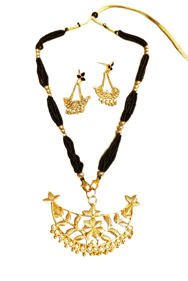 Assamese_Traditional_Gold_Plated_With_Black_Colour_Tassel_Junbiri_Jewellery_Set_For_Women_&_Girls