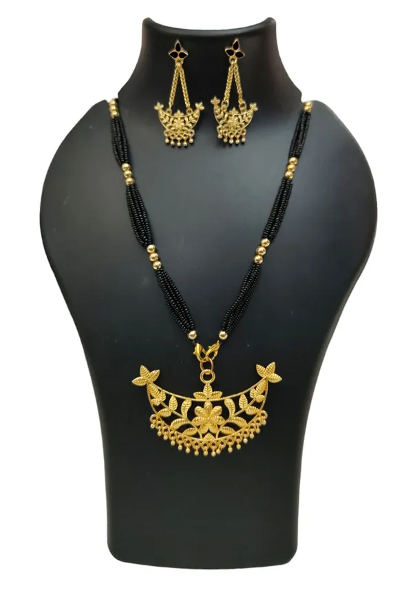 Assamese_Traditional_Gold_Plated_With_Black_Colour_Tassel_Junbiri_Jewellery_Set_For_Women_&_Girls