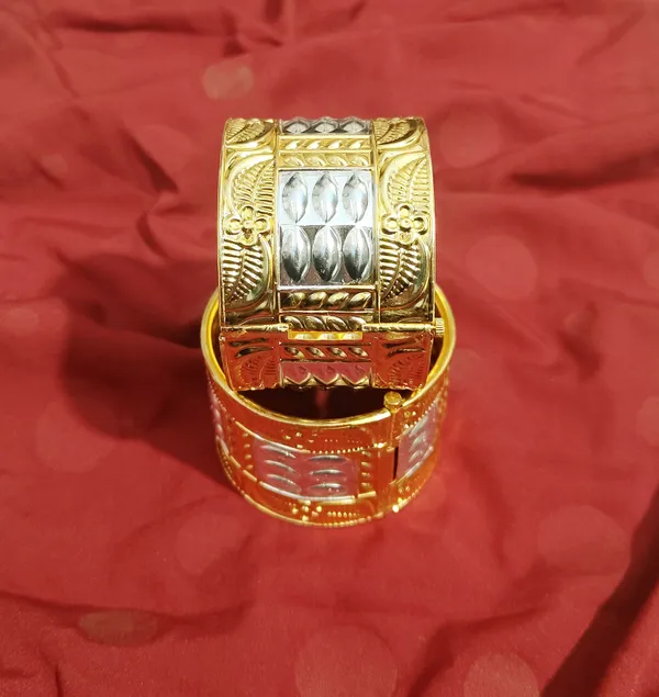 BGGOLD_COPPER_BASED_assamese_traditional_muhti_kharu/_bangle_set