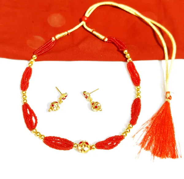 Assamese_Traditional_Red_White_Moni_Mala_Jewellery_Set
