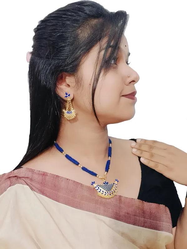Assamese_Traditional_Gold_Plated_Blue_Colour_Joonbiri_Tassel_Jewellery_Set_For_Girls_&_Women