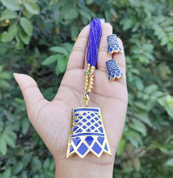 Copper_Based_Assamese_Traditional_Gold_Plated_Blue_Colour_Haathi_Daant_Pendant_Necklace_For_Women_And_Girls