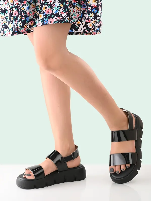 Strapy_Open_Toe_Backstrap_Flatform_Heels