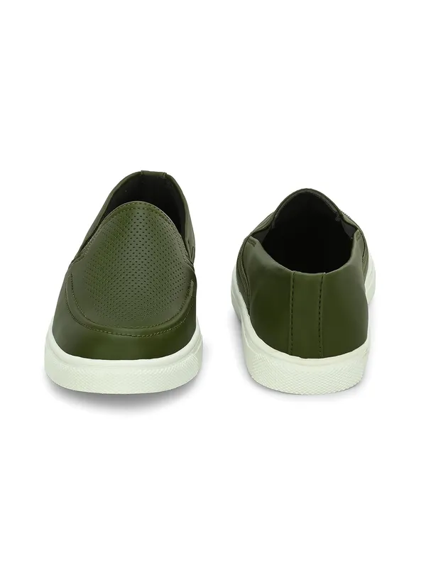 Men_Perforations_Lightweight_Comfort_Insole_Slip-On_Sneakers