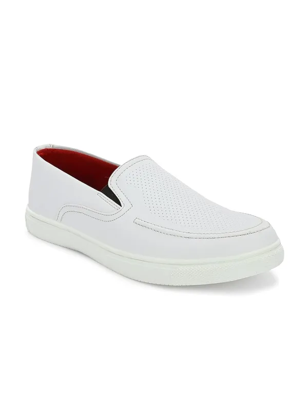 Men_Perforations_Lightweight_Comfort_Insole_Slip-On_Sneakers