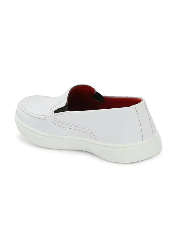 Men_Perforations_Lightweight_Comfort_Insole_Slip-On_Sneakers