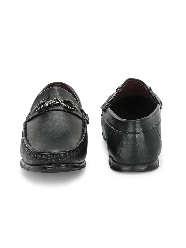 Men_Perforations_Lightweight_Horsebit_Loafers